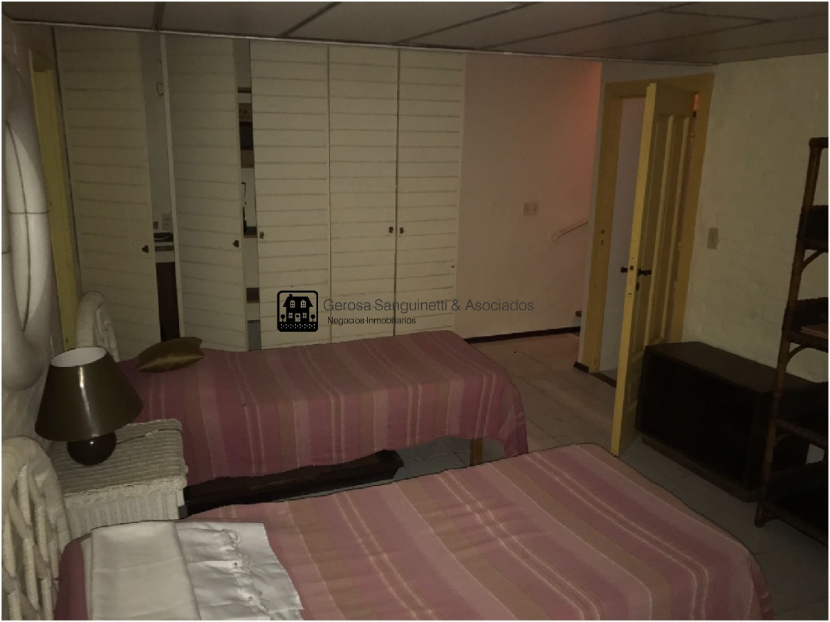 Casa ID.1331 - Muy linda casa en Pinares con piscina para 11 personas