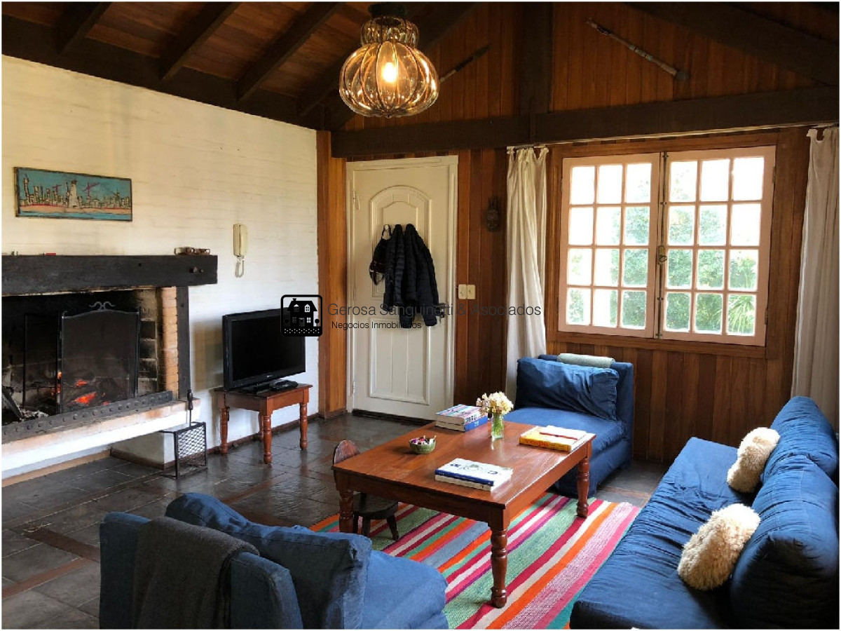 Casa ID.1331 - Muy linda casa en Pinares con piscina para 11 personas