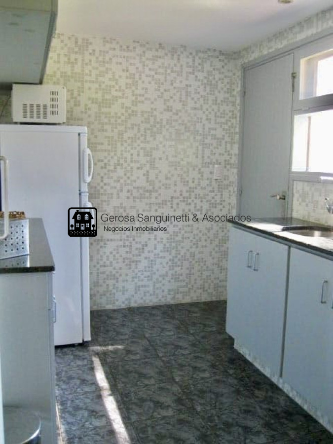 Casa ID.1020 - Casa en Pinares totalmente reciclada