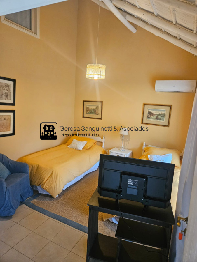 Casa ID.3316 - Muy linda casa de 4 dormitorios en alquiler en San Rafael 