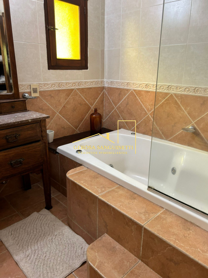 Casa ID.2124 - Casa en Pinares de 3 dormitorios en venta 
