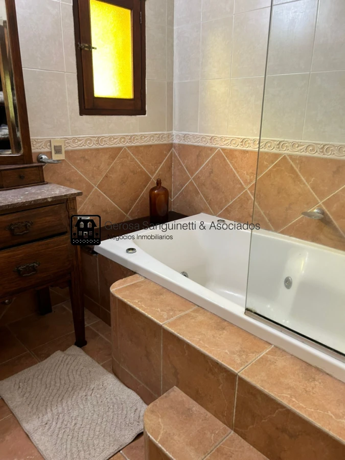 Casa ID.2124 - Casa en Pinares de 3 dormitorios en venta 