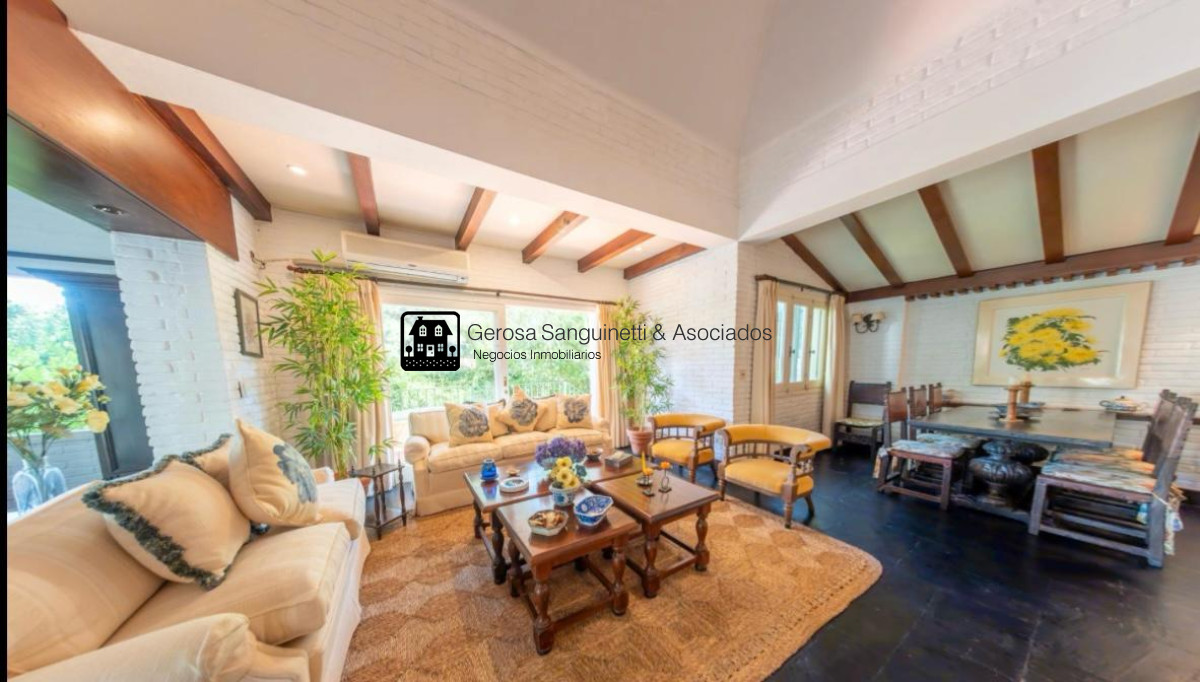 Casa ID.3310 - Casa de 4 dormitorios en alquiler en San Rafael 