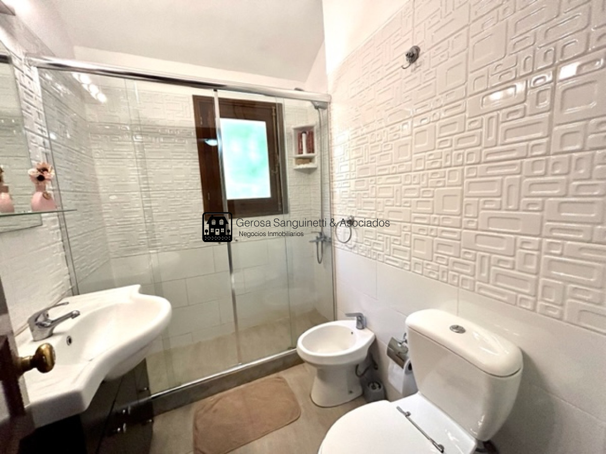 Casa ID.2497 - OPORTUNIDAD! Muy linda casa ideal para vivir todo el año
