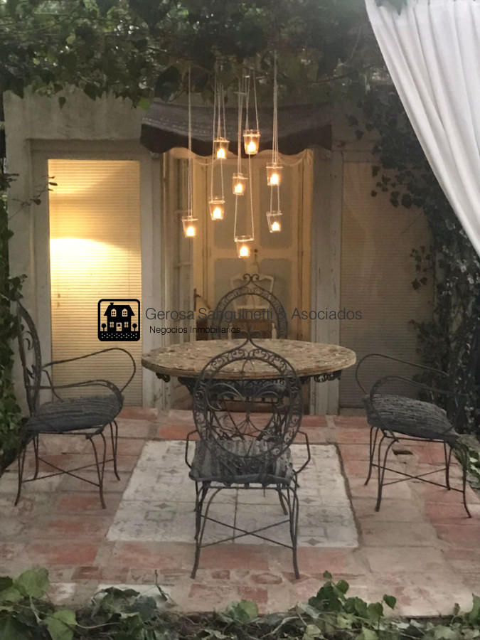 Casa ID.3399 - Casa en Pinares de 4 dormitorios en venta