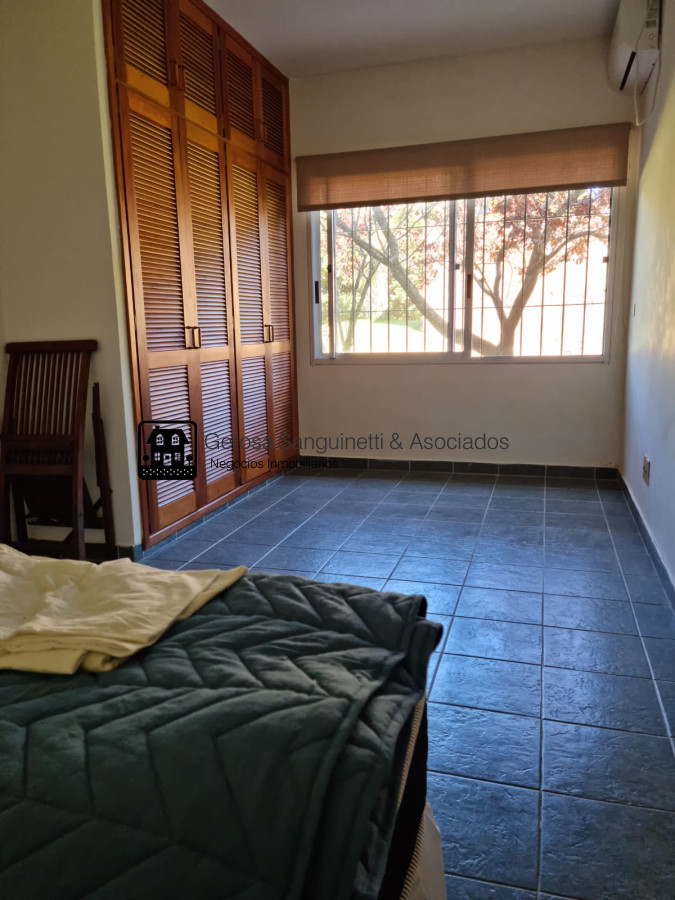 Casa ID.2082 - ¡Espectacular casa en Solanas!