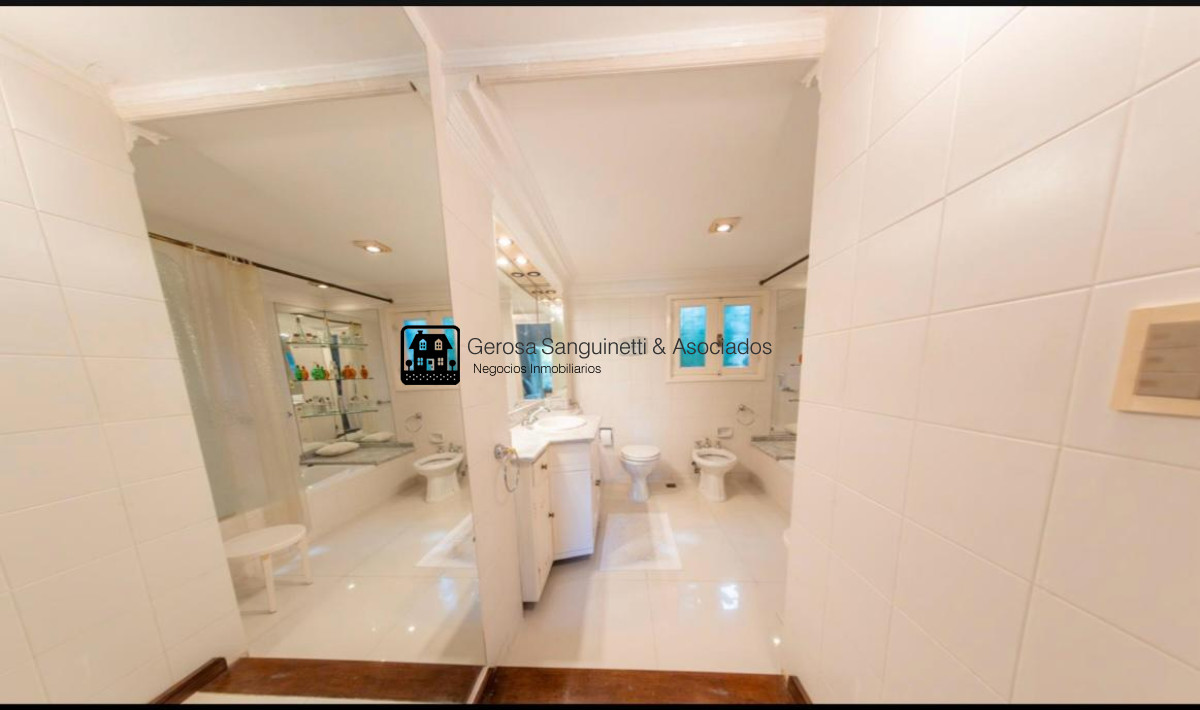 Casa ID.3310 - Casa de 4 dormitorios en alquiler en San Rafael 