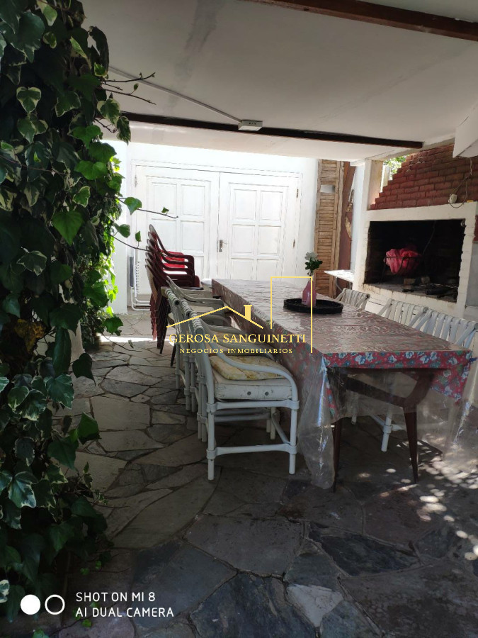 Casa ID.1038 - Muy comoda casa en Pinares en venta 4 dormitorios 