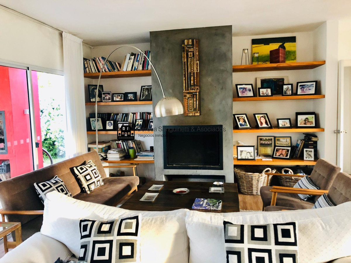 Casa ID.1615 - Casa impecable en barrio privado