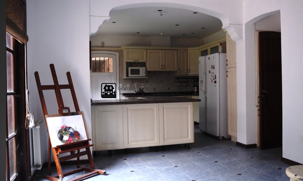 Casa ID.3303 - Gran casa de 5 dormitorios en venta en playa mansa 