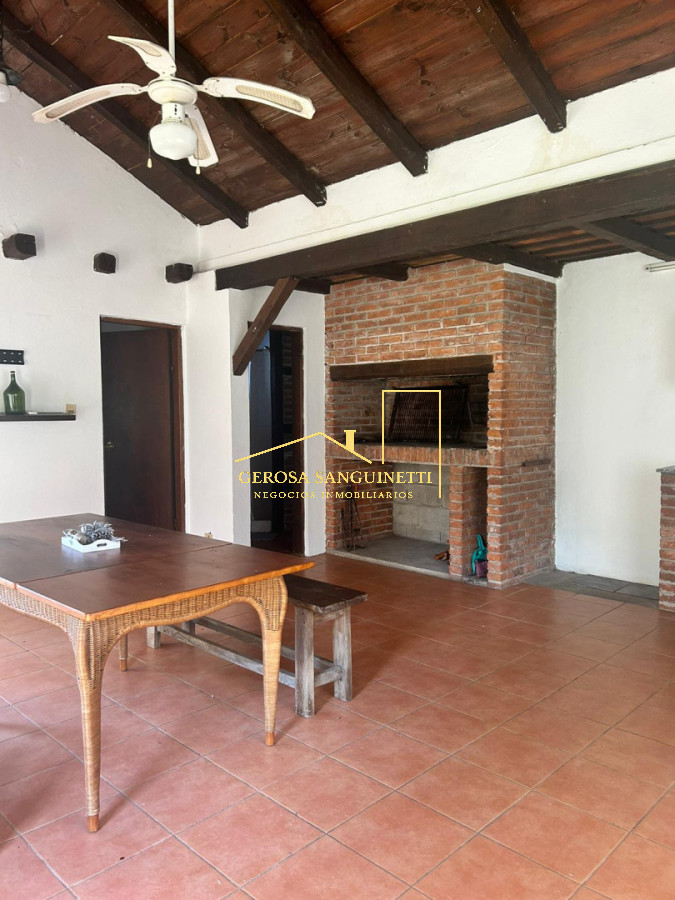 Casa ID.2124 - Casa en Pinares de 3 dormitorios en venta 