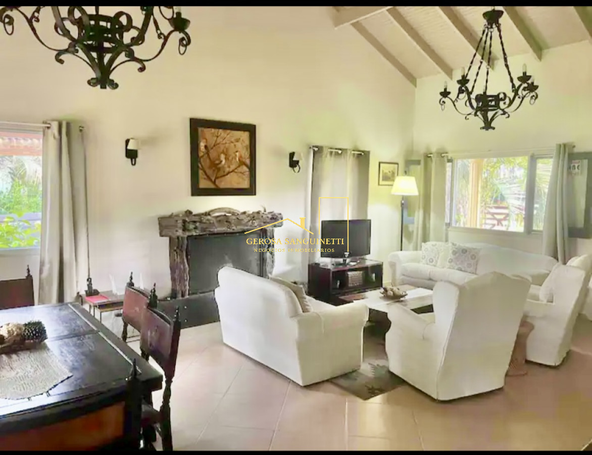 Casa ID.2634 - Muy linda y cómoda casa en La Barra 