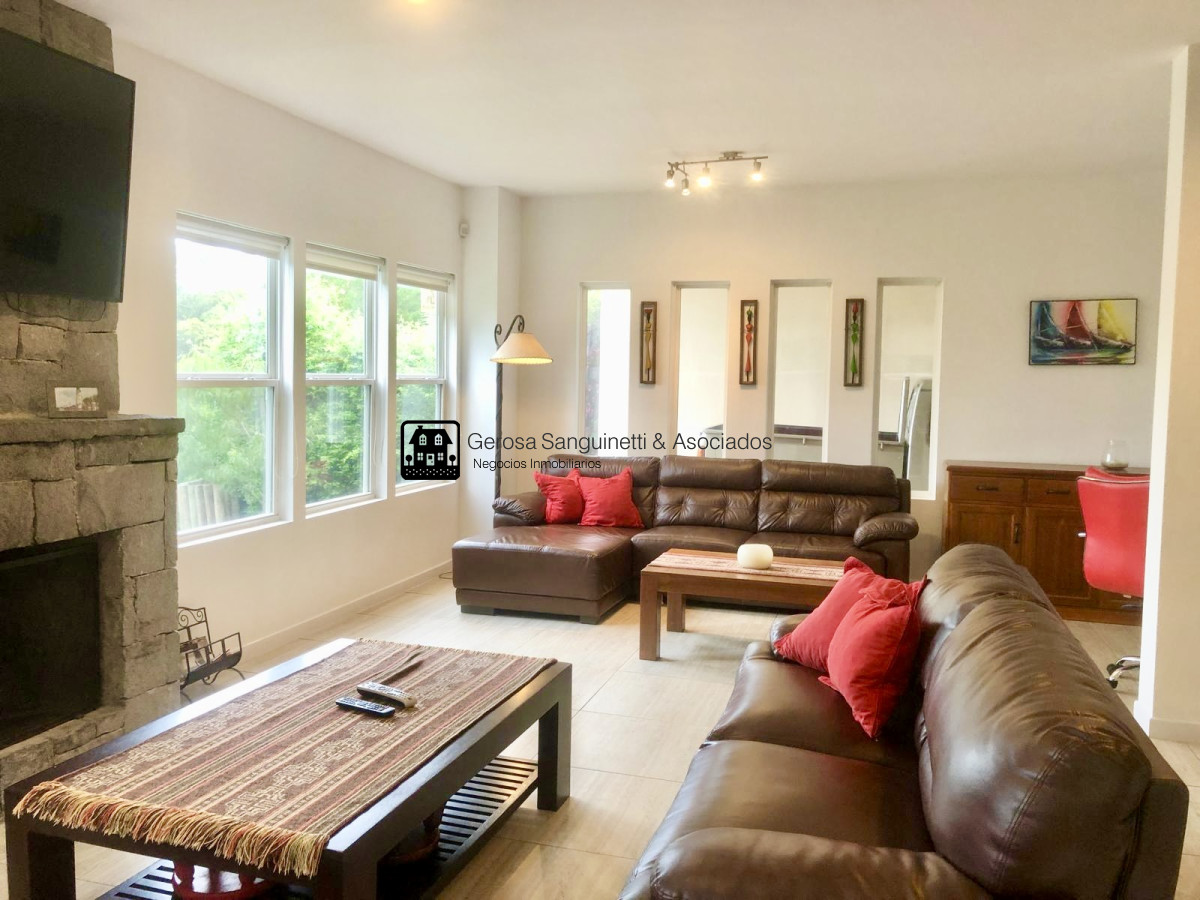 Casa ID.1617 - Casa moderna y cómoda para disfrutar en temporada