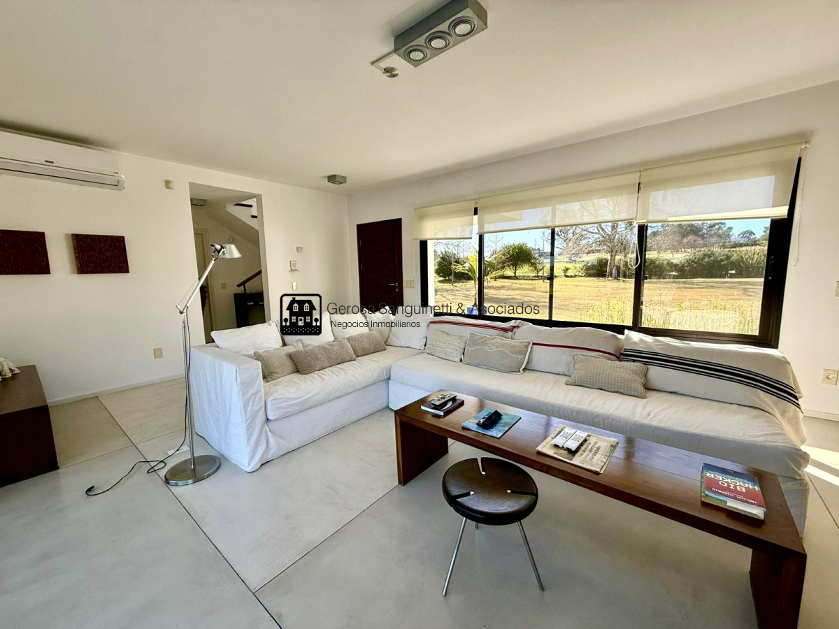 Casa ID.3123 - Espectacular casa en El Quijote