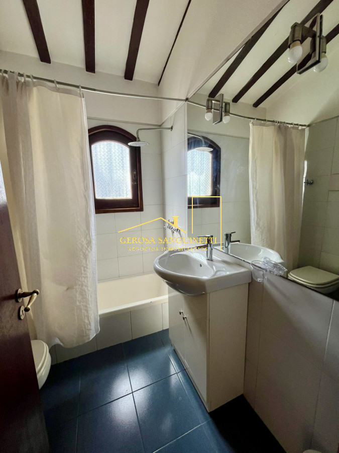 Casa ID.3164 - Muy linda casa en la mansa en alquiler temporario 
