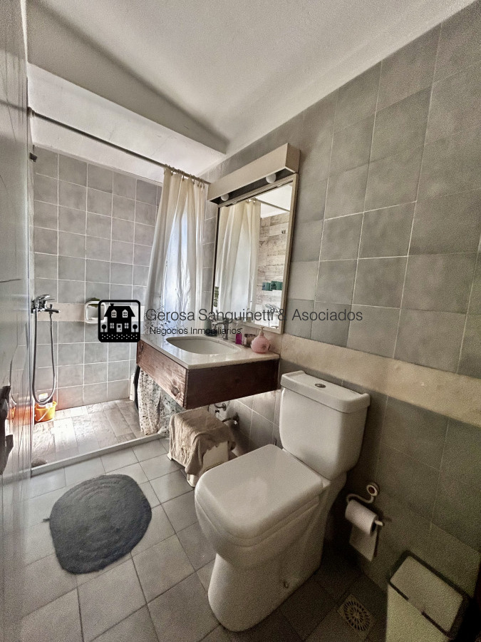 Casa ID.2743 - Casa en Pinares, muy buena ubicación  