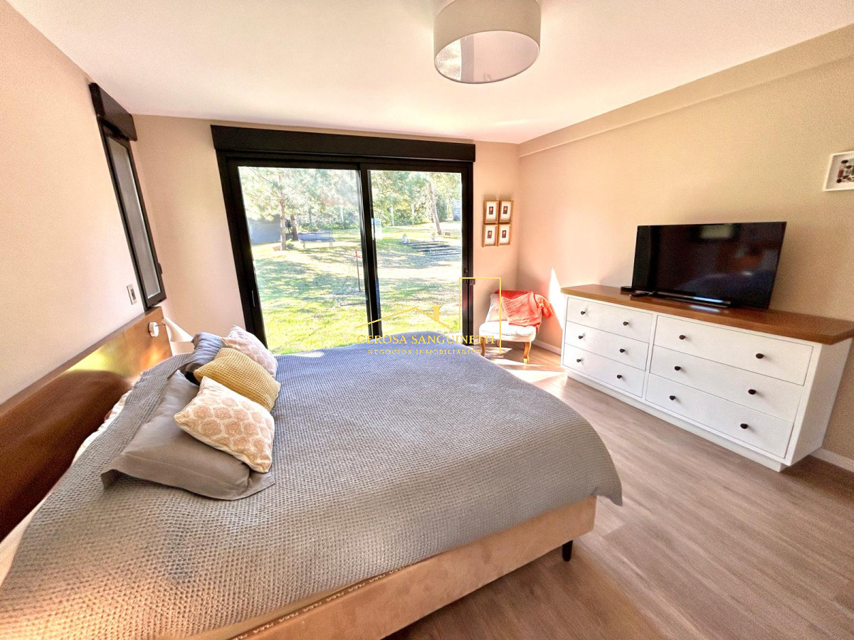 Casa ID.3220 - Confortable casa de 4 dormitorios en Punta del Este en alquiler