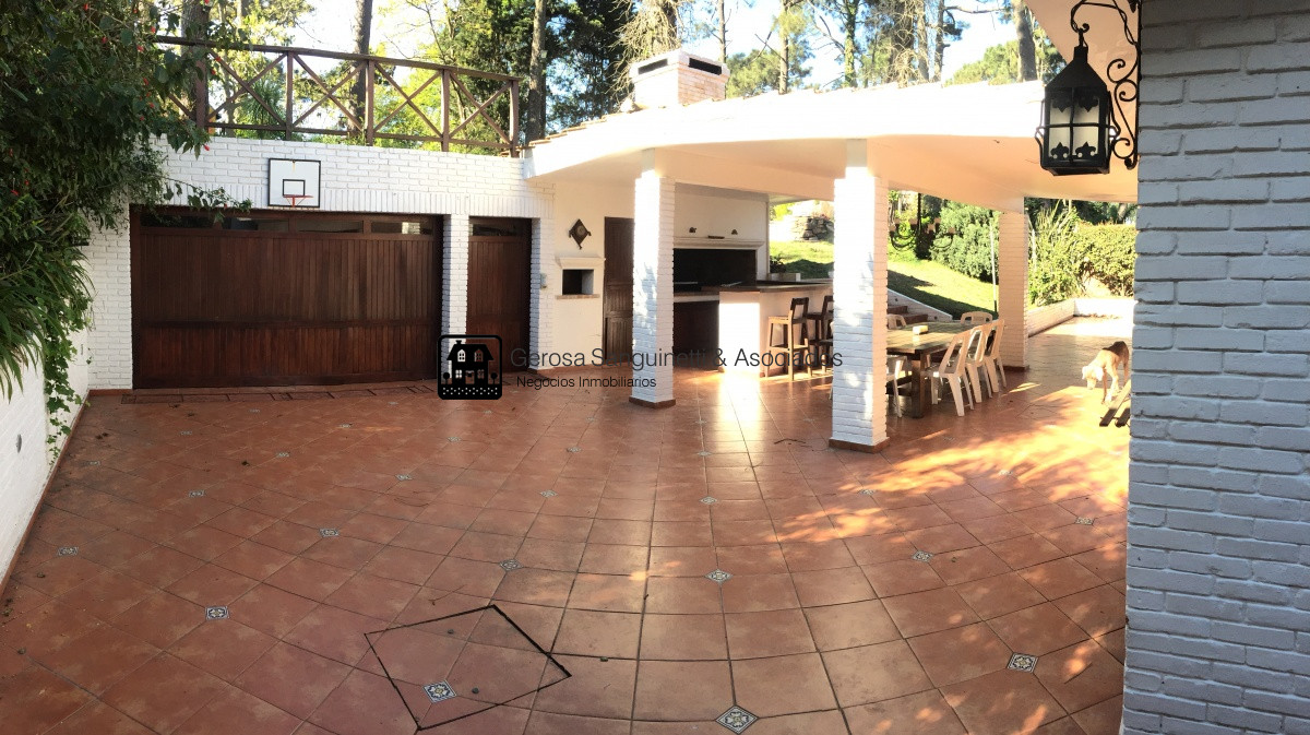 Casa ID.2325 - Muy linda casa en la Mansa ideal para vivir todo el año