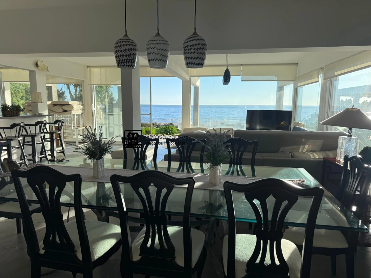 Casa ID.1120 - Espectacular casa en Solanas sobre la playa con piscina