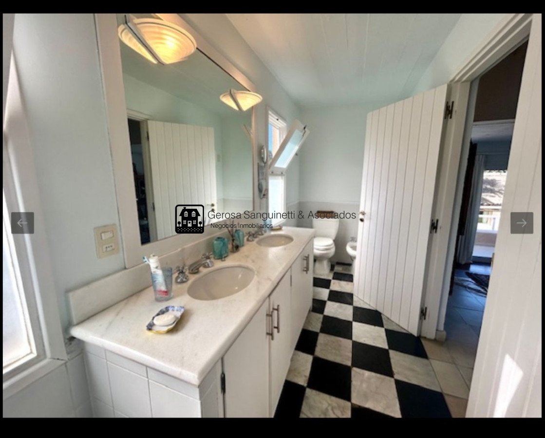 Casa ID.3316 - Muy linda casa de 4 dormitorios en alquiler en San Rafael 