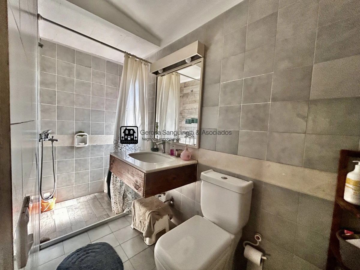 Casa ID.2743 - Casa en Pinares, muy buena ubicación  