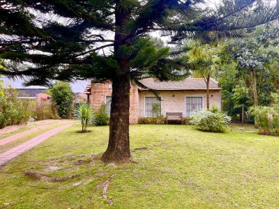 Alquiler Temporal Muy linda Casa  con piscina climatizada Pinares Maldonado