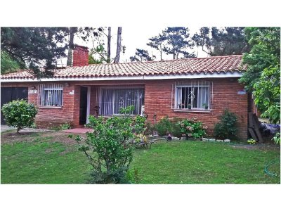 Muy linda casa en Pinares para vivir todo el año