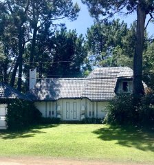 Muy linda casa en Pinares