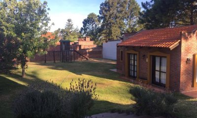 Casa en Pinares con espectacular jardín