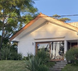 Muy linda casa en Pinares