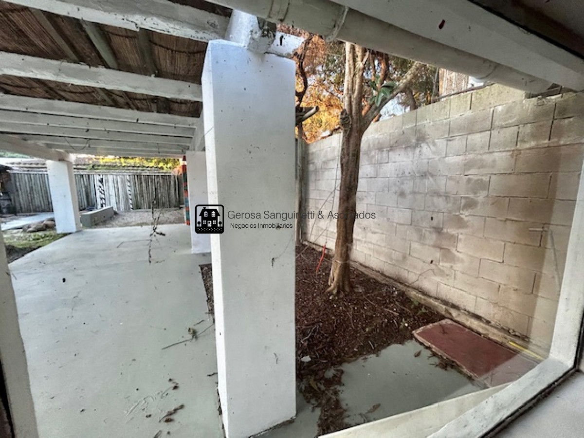 Local Comercial ID.2600 - Sobre la ruta - Excelente local en La Barra en alquiler anual