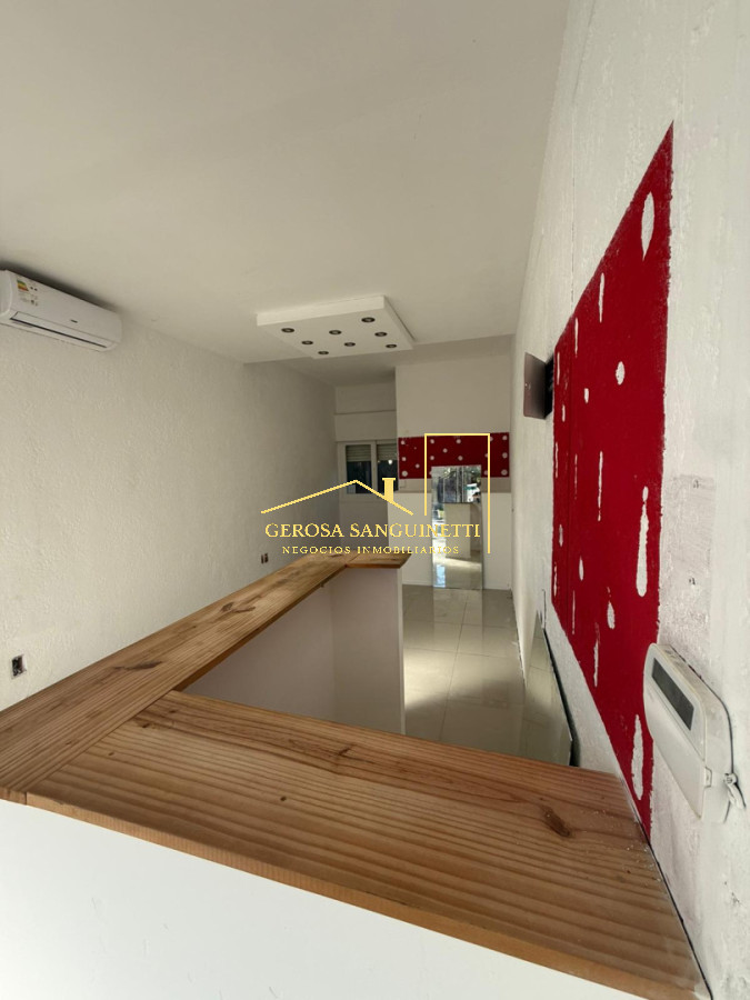Local Comercial ID.3780 - Local comercial en alquiler en Maldonado 