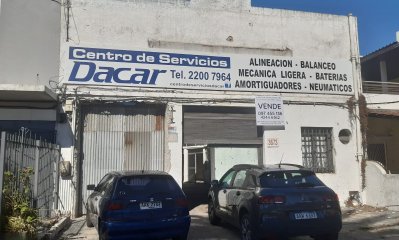 LOCAL sobre Bulevar Artigas