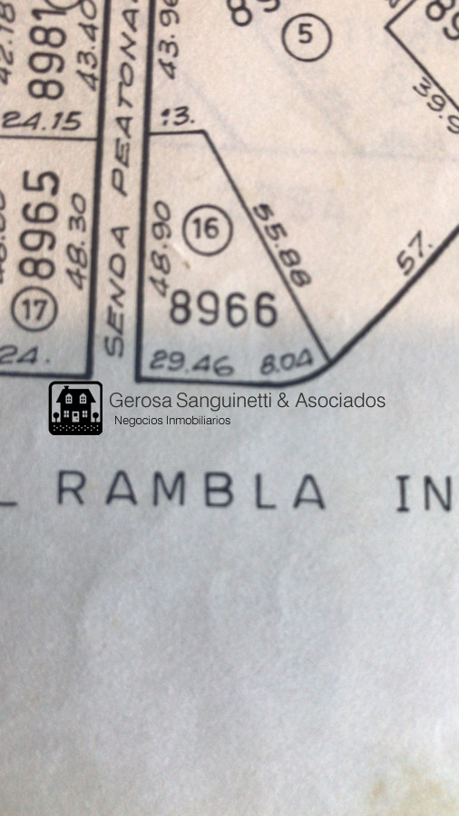 Terreno ID.2530 - Terreno para construcción de edificio primera línea en Pinares