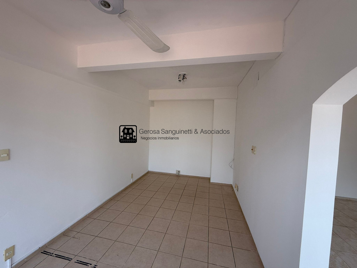 Oficina ID.3210 - Local oficina en alquiler en Punta del Este