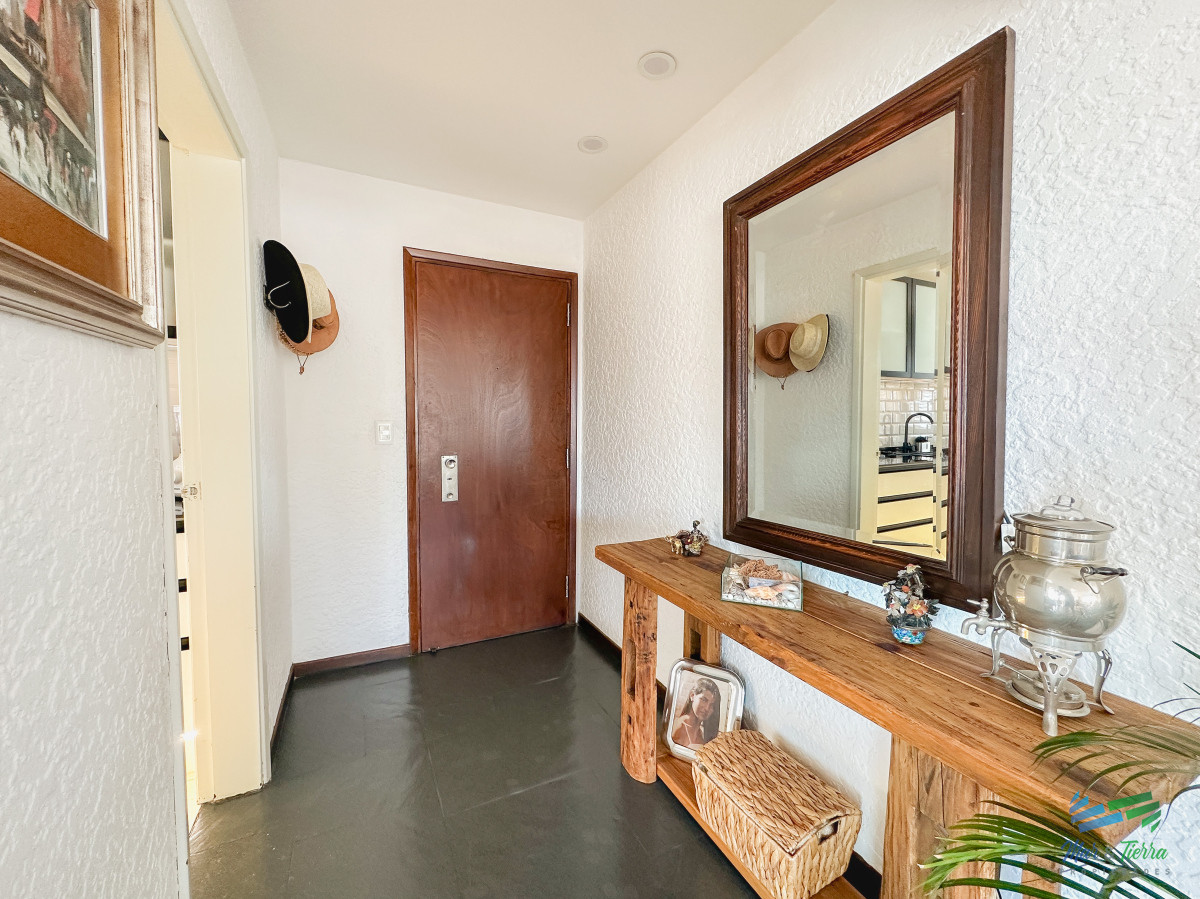 Apartamento ID.5492 - En venta apartamento 3 dormitorios en Brava, Punta del Este.