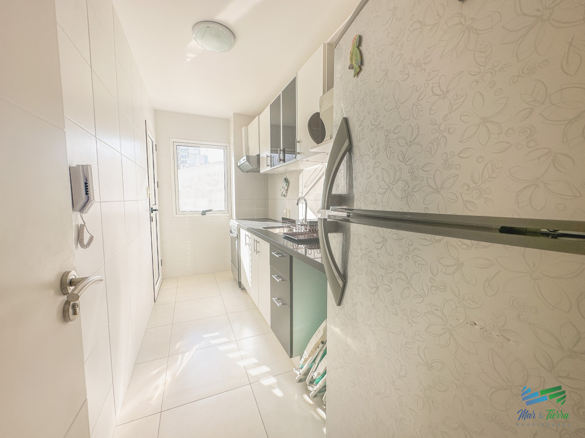 Apartamento ID.4655 - En venta Apartamento de 2 dormitorios en Península, Punta del Este