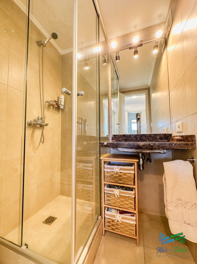 Apartamento ID.5492 - En venta apartamento 3 dormitorios en Brava, Punta del Este.