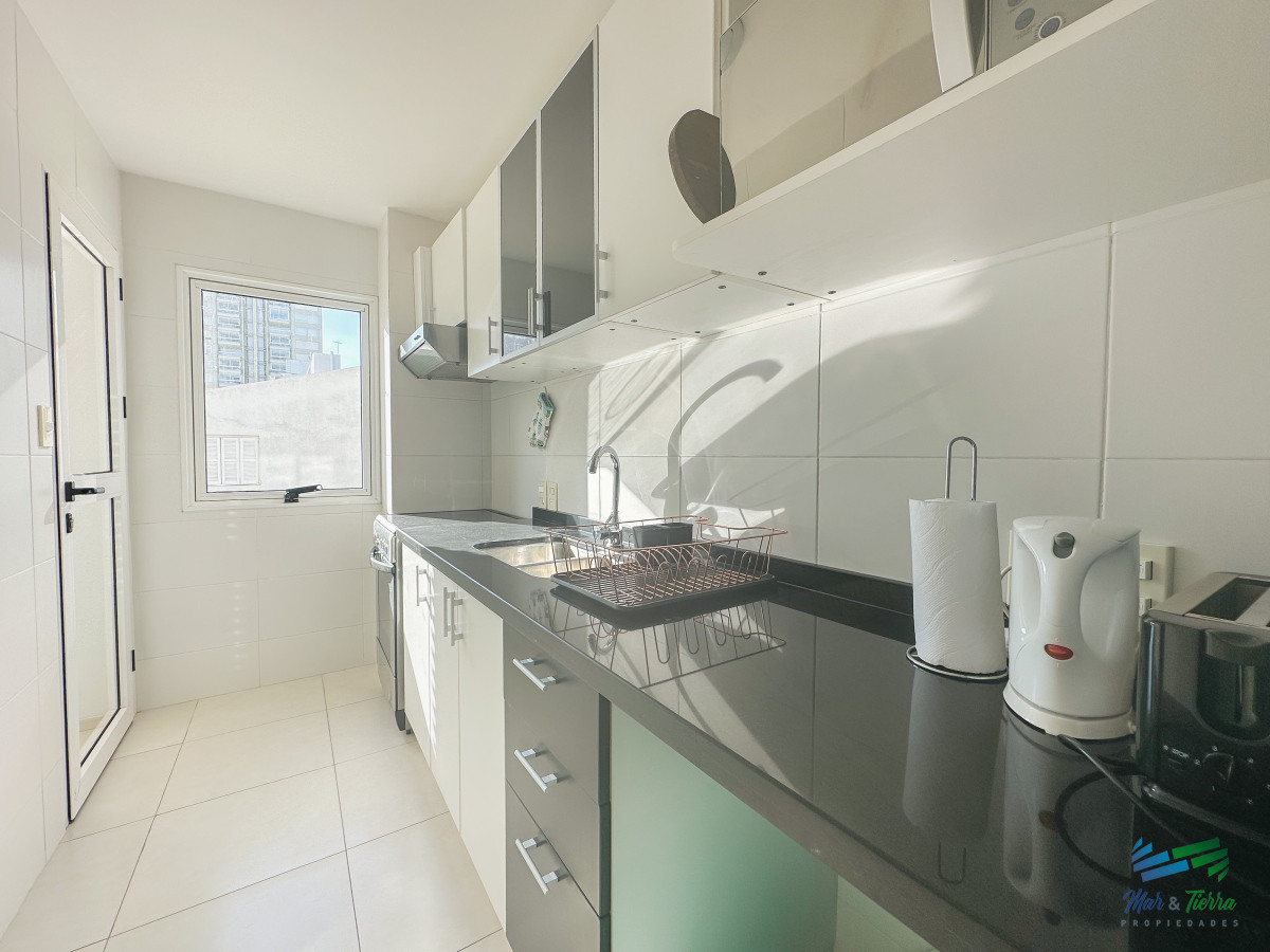 Apartamento ID.4655 - En venta Apartamento de 2 dormitorios en Península, Punta del Este