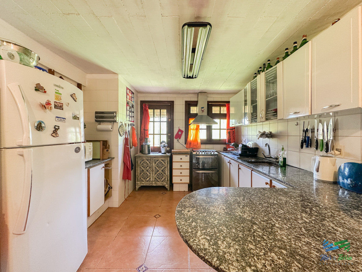 Casa ID.5134 - Casa en Jardines de Córdoba, 3 suites más toilette