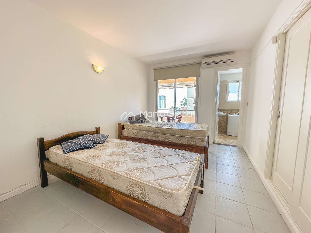 Apartamento ID.41231 - Pinares, apartamento de 3 dormitorios frente al mar