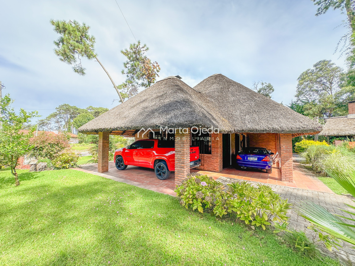 Casa ID.41083 - Casa en Jardines de Córdoba, 3 suites más toilette