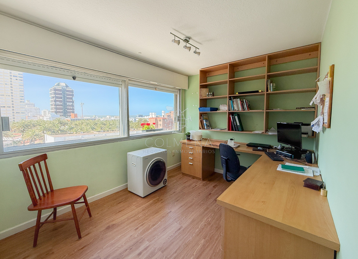 Apartamento ID.3129 - Apartamento en Península con vista al Puerto, 2 dormitorios VENTA OPORTUNIDAD