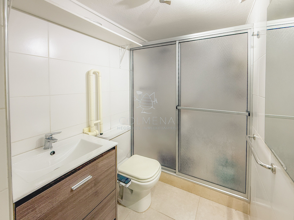 Apartamento ID.3129 - Apartamento en Península con vista al Puerto, 2 dormitorios VENTA OPORTUNIDAD