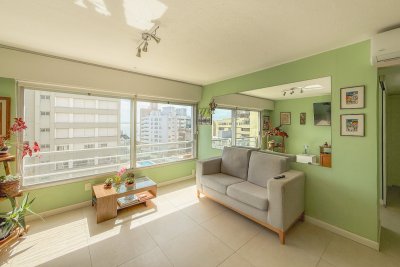 Apartamento ID.3129 - Apartamento en Península con vista al Puerto, 2 dormitorios VENTA OPORTUNIDAD