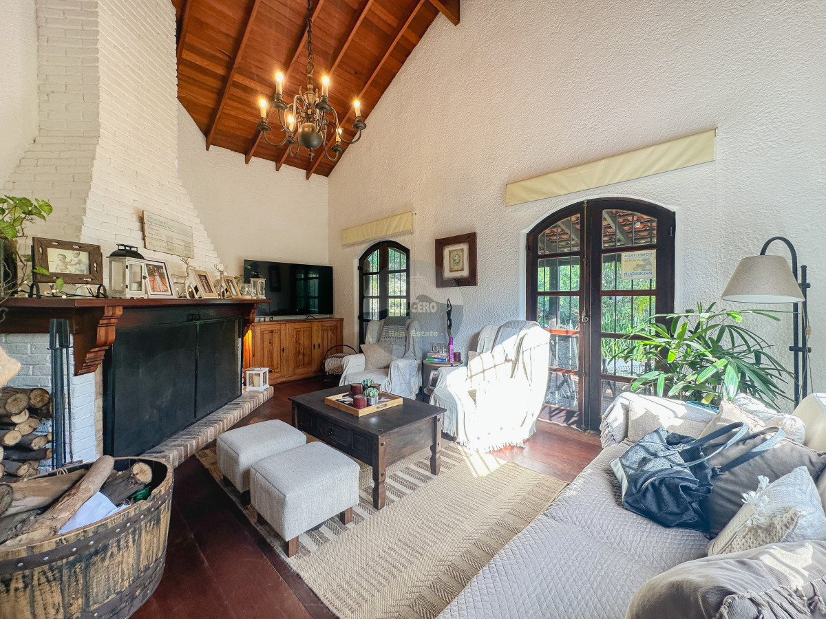 Casa ID.6481 - CASA EN VENTA PINARES 3 DORMITORIOS MAS DEPENDENCIA