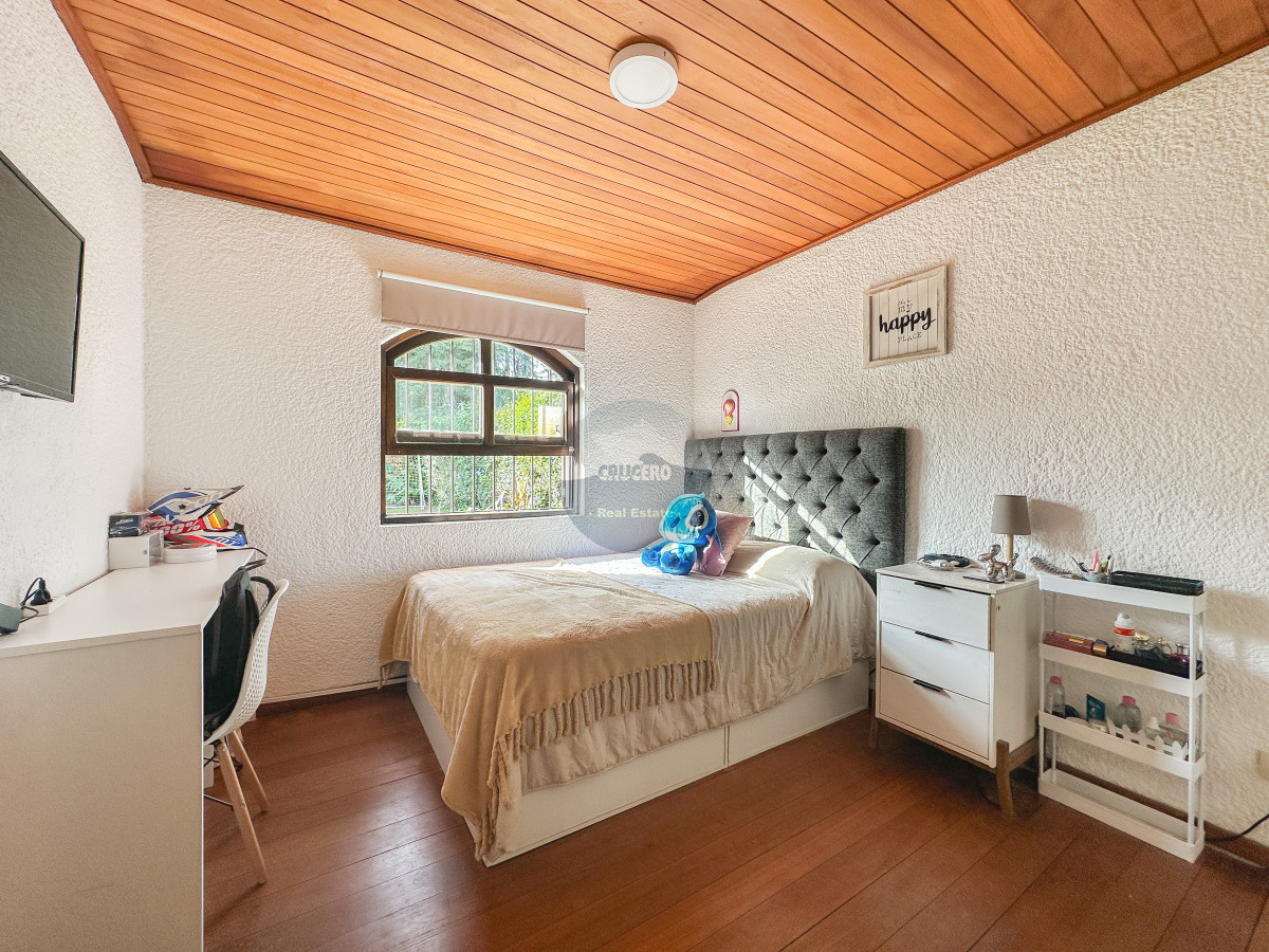 Casa ID.6481 - CASA EN VENTA PINARES 3 DORMITORIOS MAS DEPENDENCIA