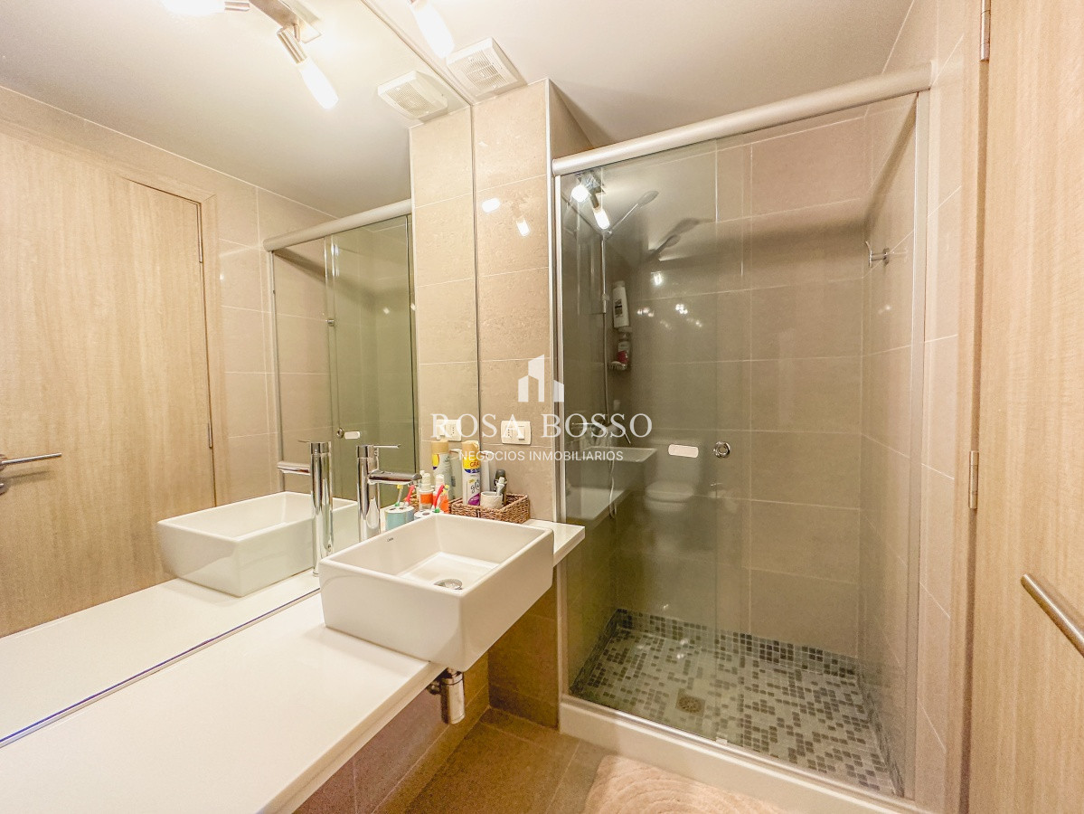 Apartamento ID.9399 - Apartamento en Onix, 3 dormitorios con vista a playa brava