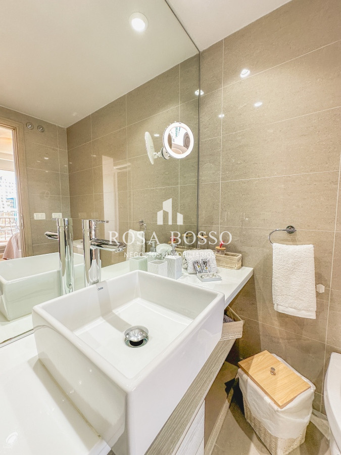 Apartamento ID.9103 - Apartamento en Brava, 2 dormitorios en suite más toilette