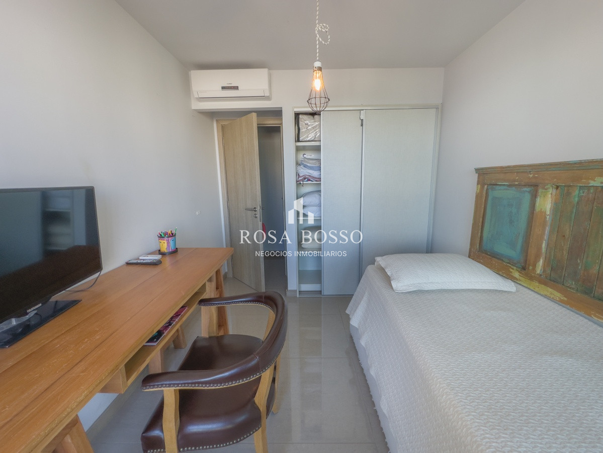 Apartamento ID.9399 - Apartamento en Onix, 3 dormitorios con vista a playa brava